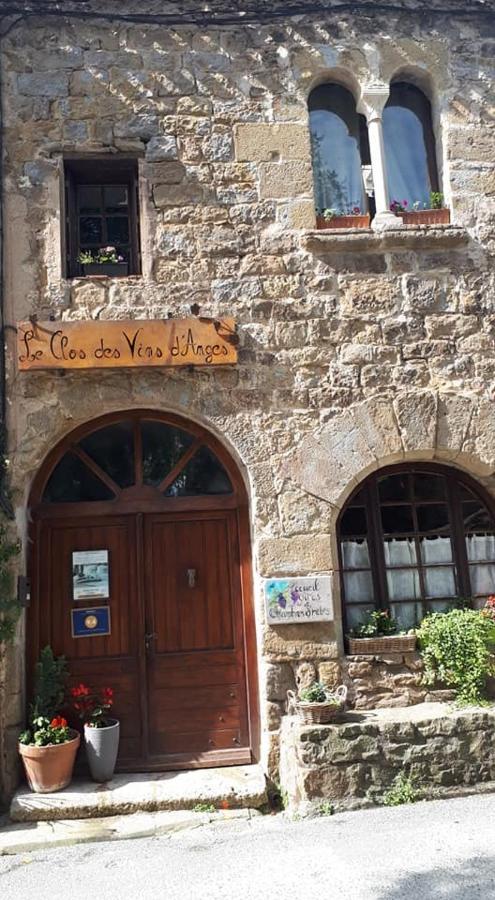 Chambre d'hôte Au Jardin Le clos des vins d'Anges Acomodação com café da manhã Saint-Pierre-des-Champs Exterior foto