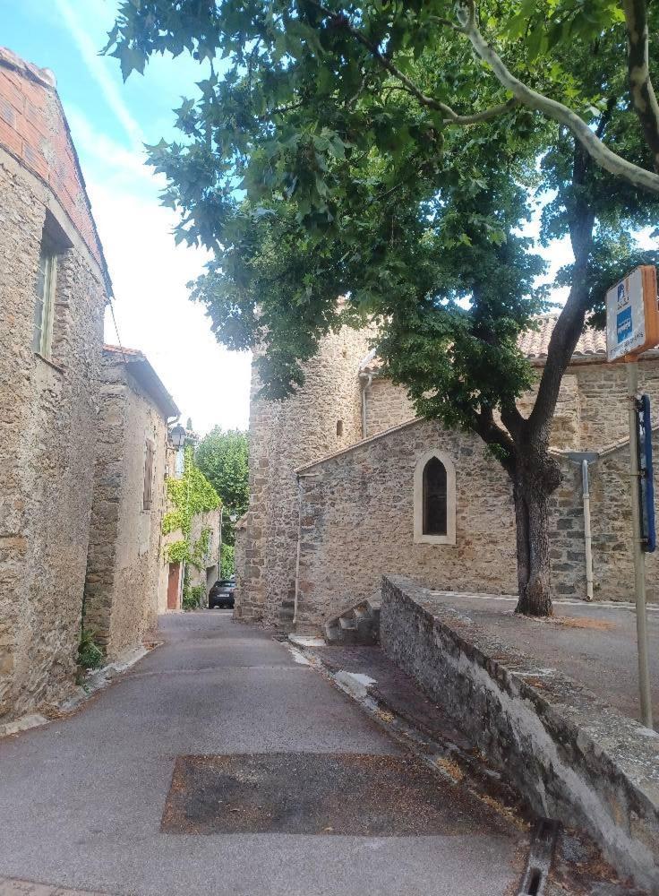 Chambre d'hôte Au Jardin Le clos des vins d'Anges Acomodação com café da manhã Saint-Pierre-des-Champs Exterior foto